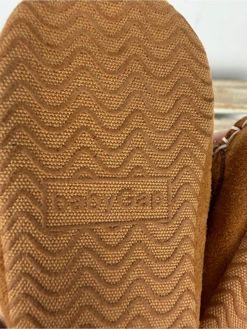 Baby Gap brown faux-suede baby moccasins classic whipstitch detail Sz 3-6 Months